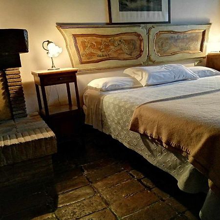 Beb Le Case Rosse Bed and Breakfast Verucchio Exteriör bild